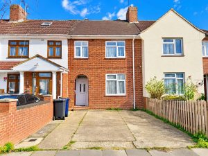 Northcote Avenue, Southall